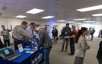 Innovators connect and share knowledge during NUWC Keyport’s second-ever Technical Exchange Meeting