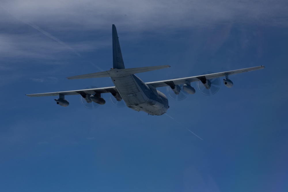 VMGR-252 conducts a formation flight during Emerald Warrior 23 FTX