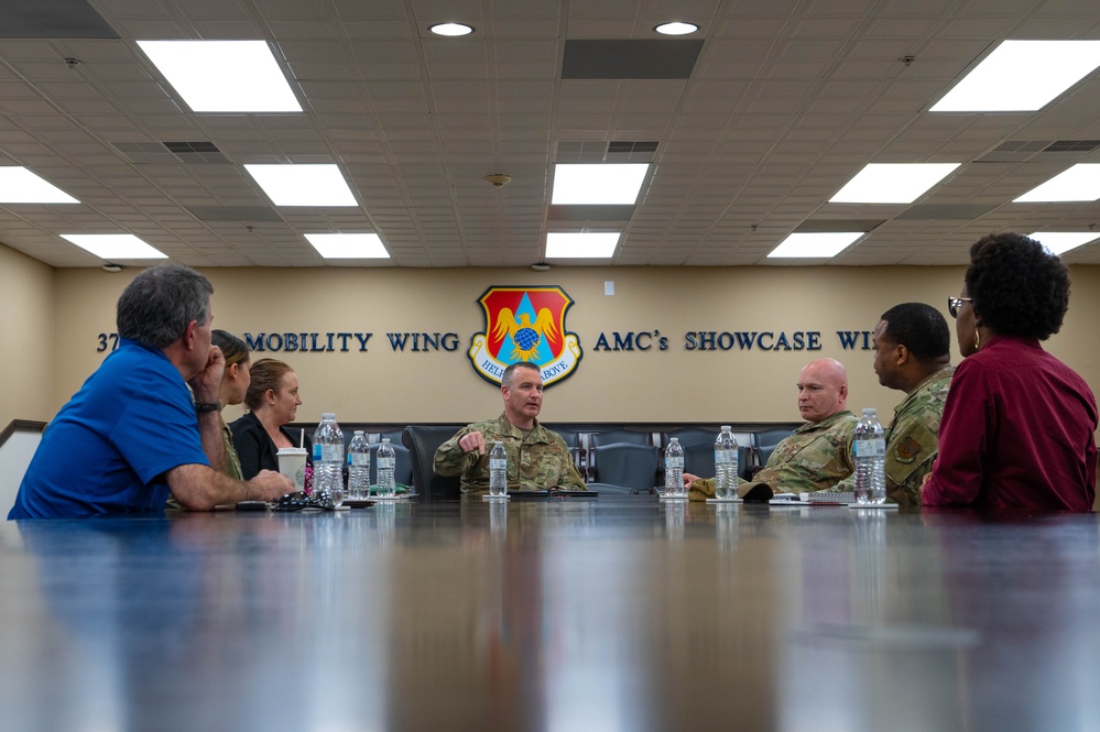 AAFES Senior Enlisted Advisor meets with 375th Air Mobility Wing senior leadership