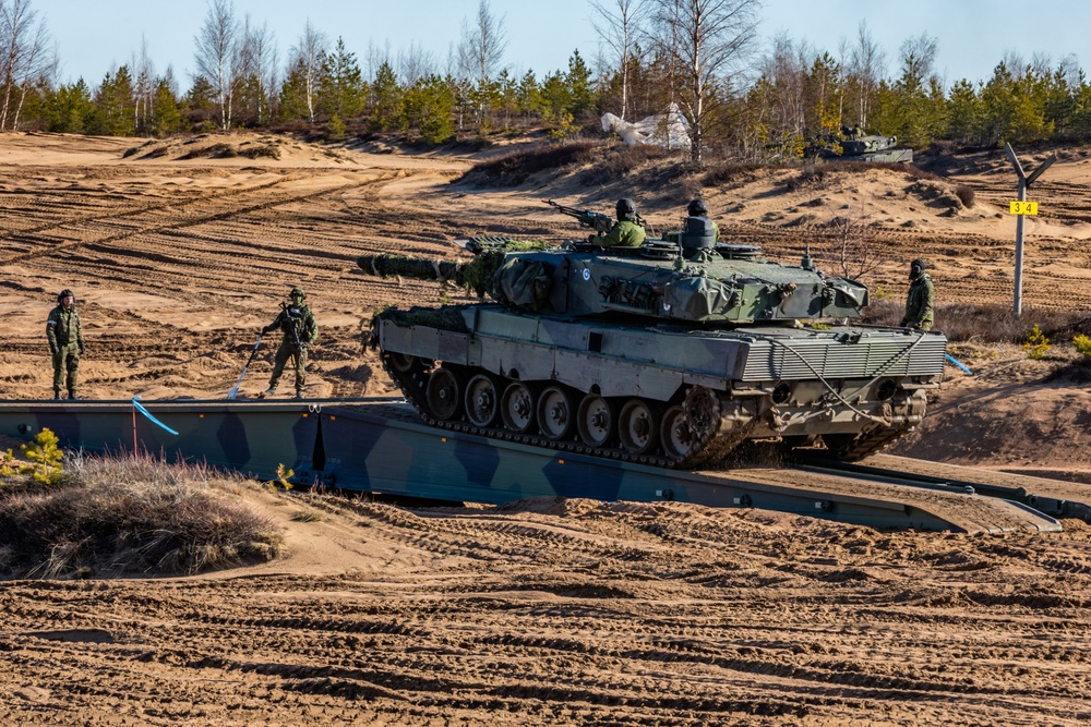 Black Jack Builds Their Relationship with Finnish Armoured Brigade During Arrow 23