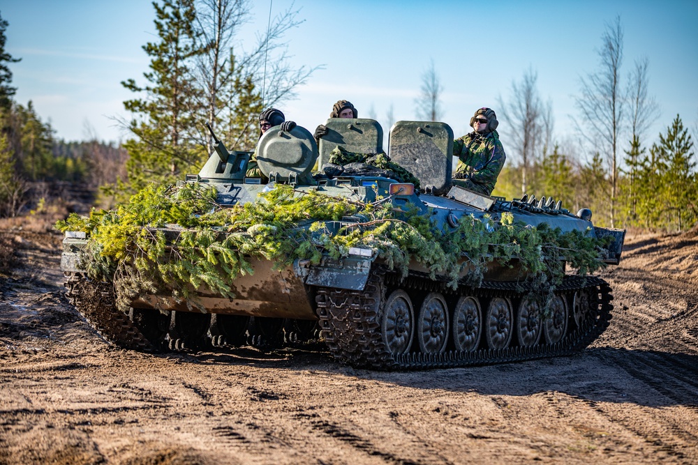 Black Jack Builds Their Relationship with Finnish Armoured Brigade During Arrow 23