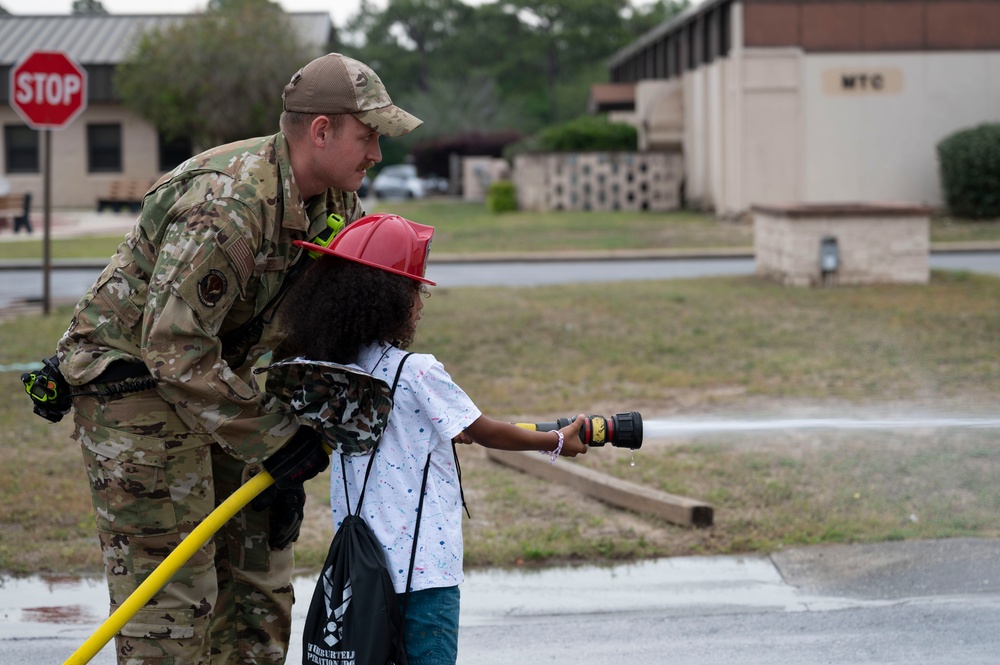 Lil’ Commando’s prepare for deployment during KUDOS