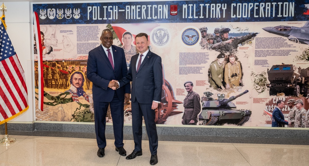 Secretary Austin hosts Polish Defense Minister Mariusz Błaszczak