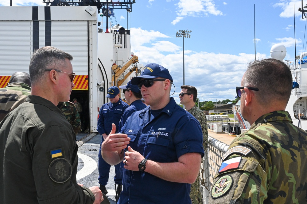 U.S. Coast Guard Atlantic Area hosts Joint Warfighting Advanced Studies Program students