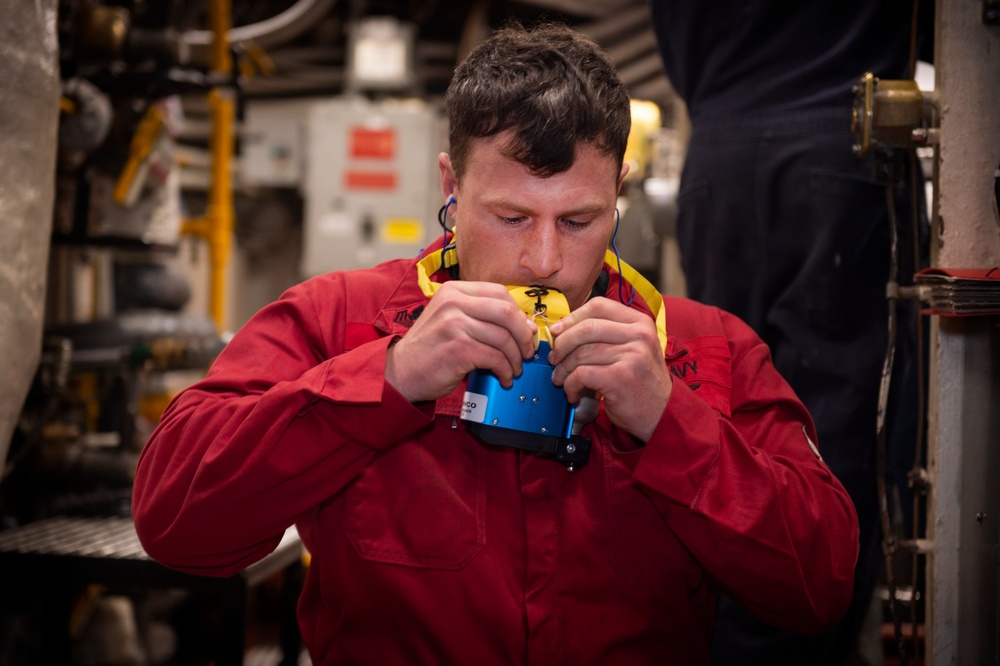 USS Blue Ridge Conducts Engineering Casualty Drills