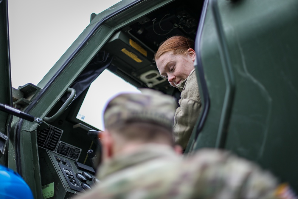 405th Army Field Support Brigade issues HIMARS to 1-182nd Field Artillery Regiment