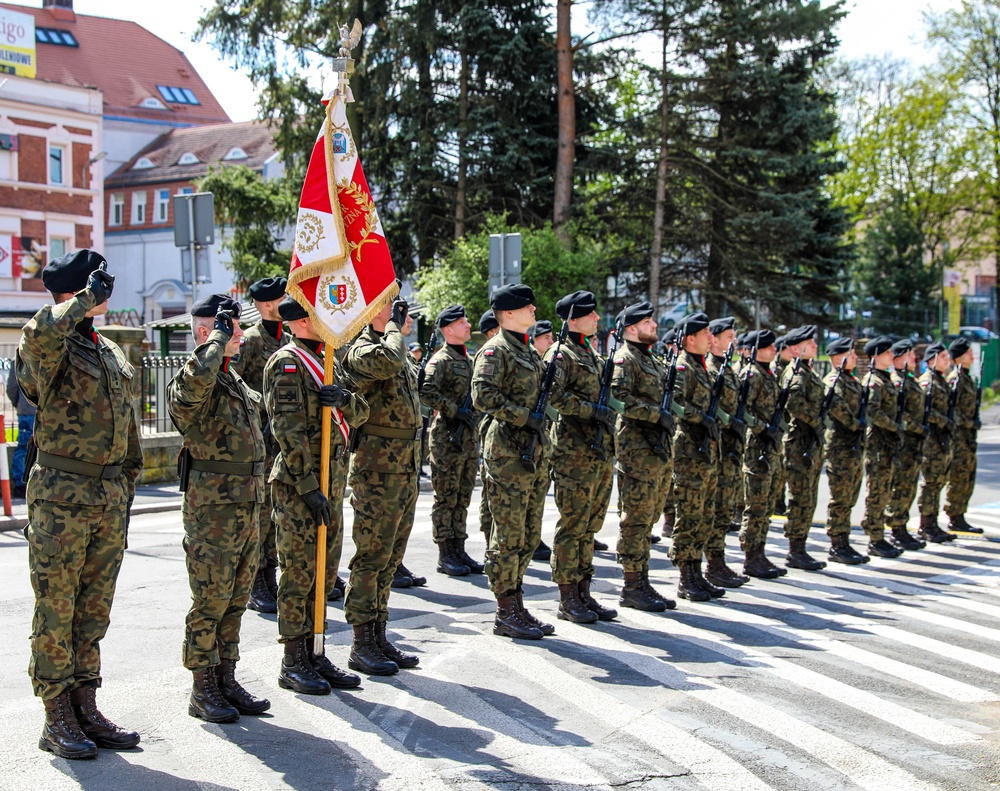 4ID Celebrates Constitution Day with Poland in Bolesławiec