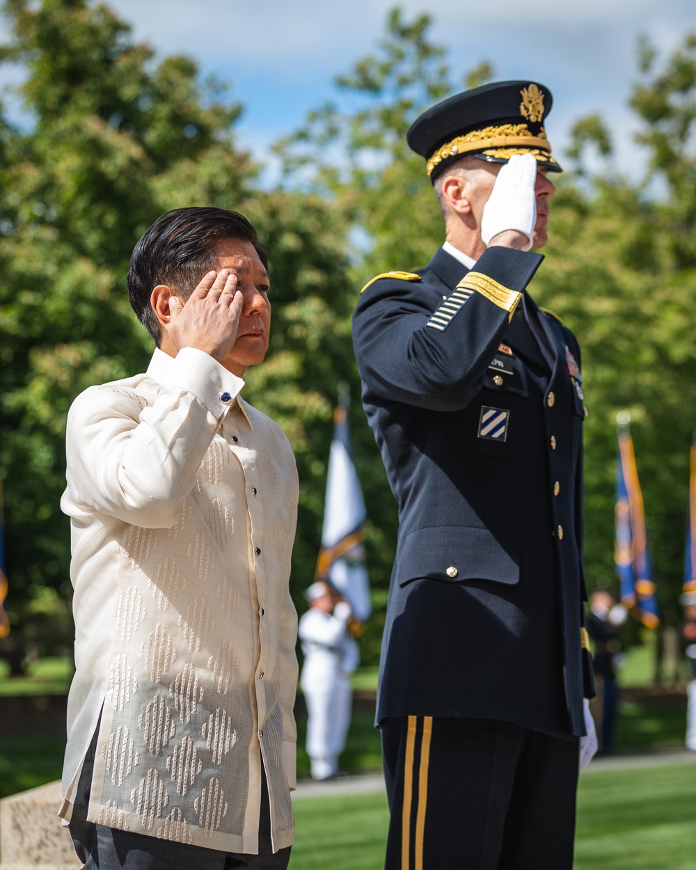 President of the Philippines Lays Wreath at Arlington National Cemetery