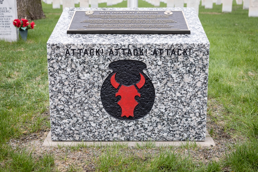 34th Red Bull Infantry Division Monument Dedication at Fort Snelling