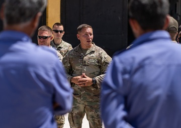 SDF, Coalition teaches life-saving medical training