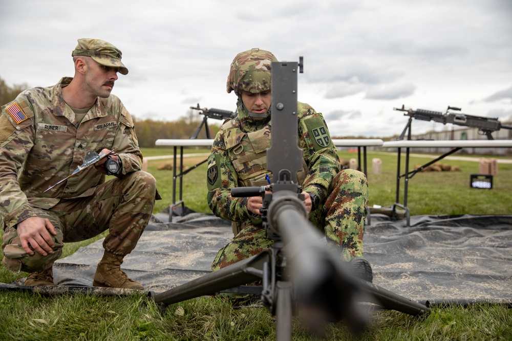 Hungarian and Serbian Soldiers participate in Ohio’s Region IV Best Warrior Competition