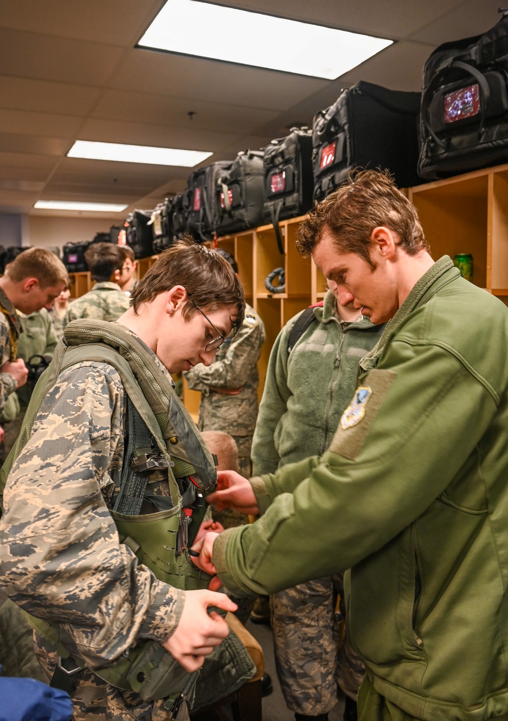 Civil Air Patrol Tours the F-22