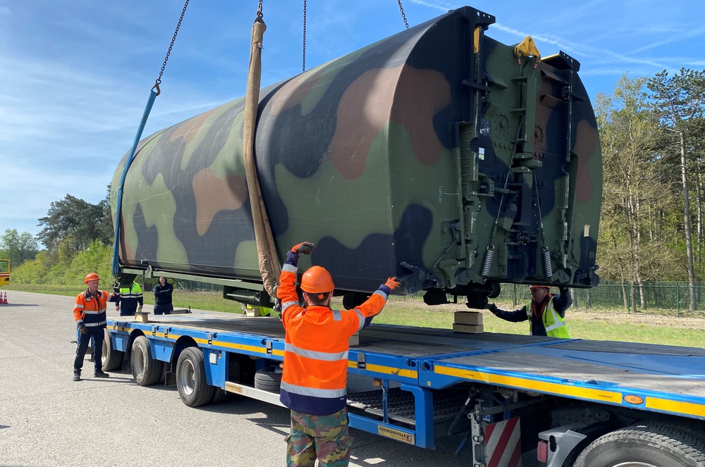 U.S. Army APS-2 worksite in Zutendaal sends entire float bridge system to DEFENDER 23
