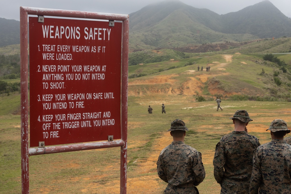 Marines with 31st MEU landing team conduct live-fire exercises