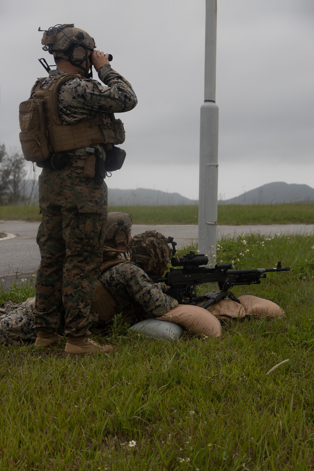 Marines with 31st MEU landing team conduct live-fire exercises