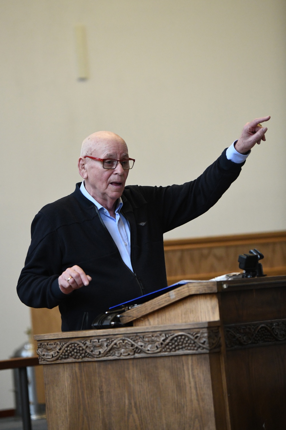 Holocaust Days of remembrance Commemoration JFC NATO Brunssum chapel with survivor Jack Aldewereld
