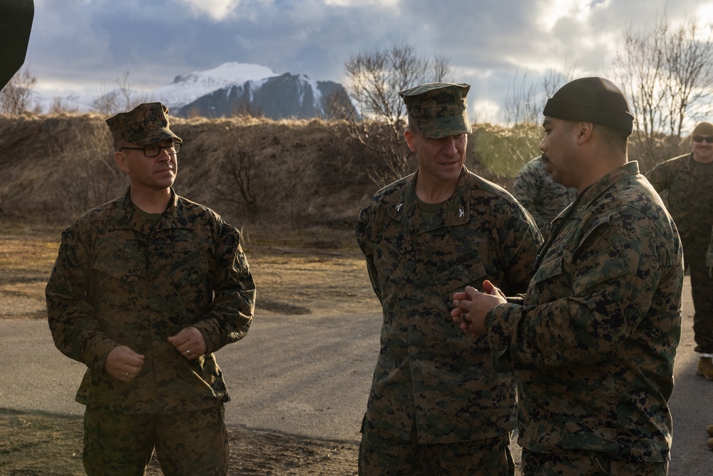 Task Force 61/2 Leaders Visit Marines Deployed in Norway