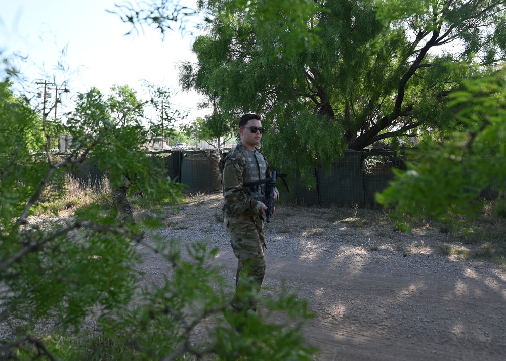 ROTC cadets train with Goodfellow