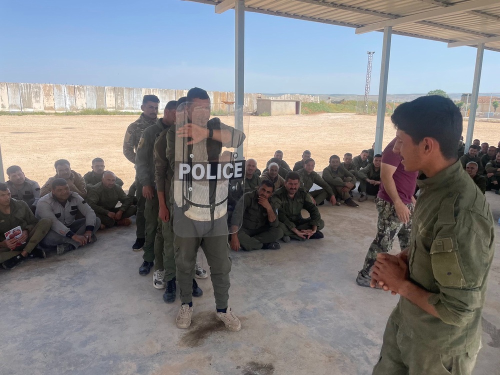 SDF, Coalition train detention facility guards