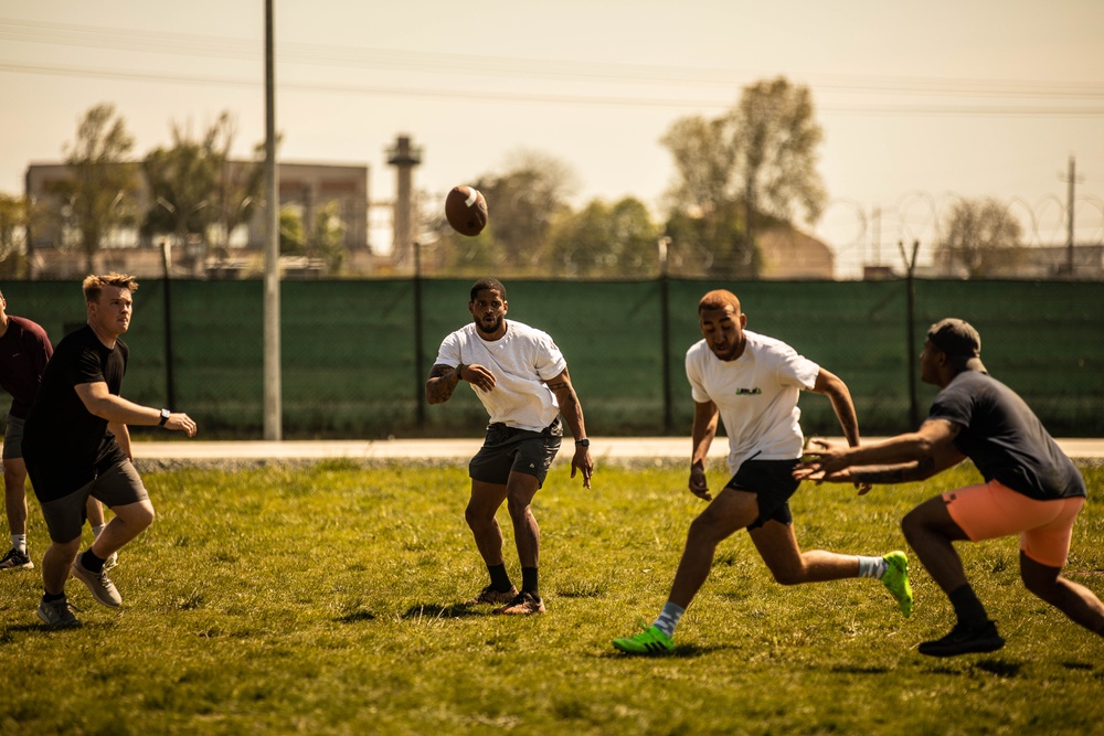 U.S. Soldiers Participate in Romanian Day Festival