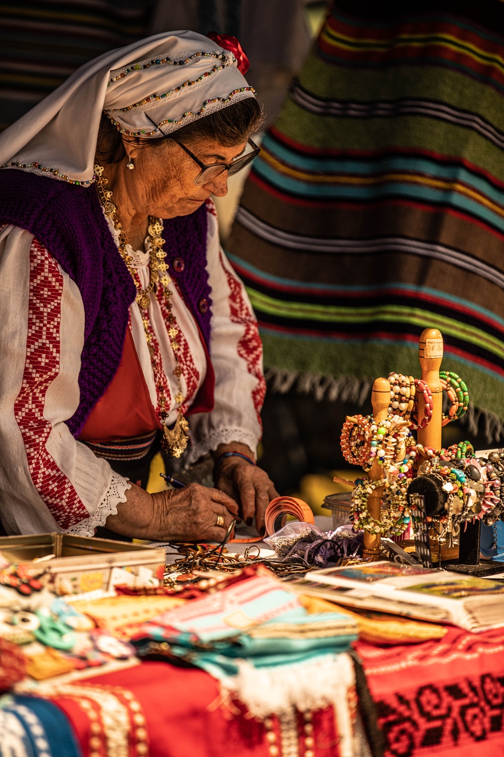 U.S. Soldiers Participate in Romanian Day Festival