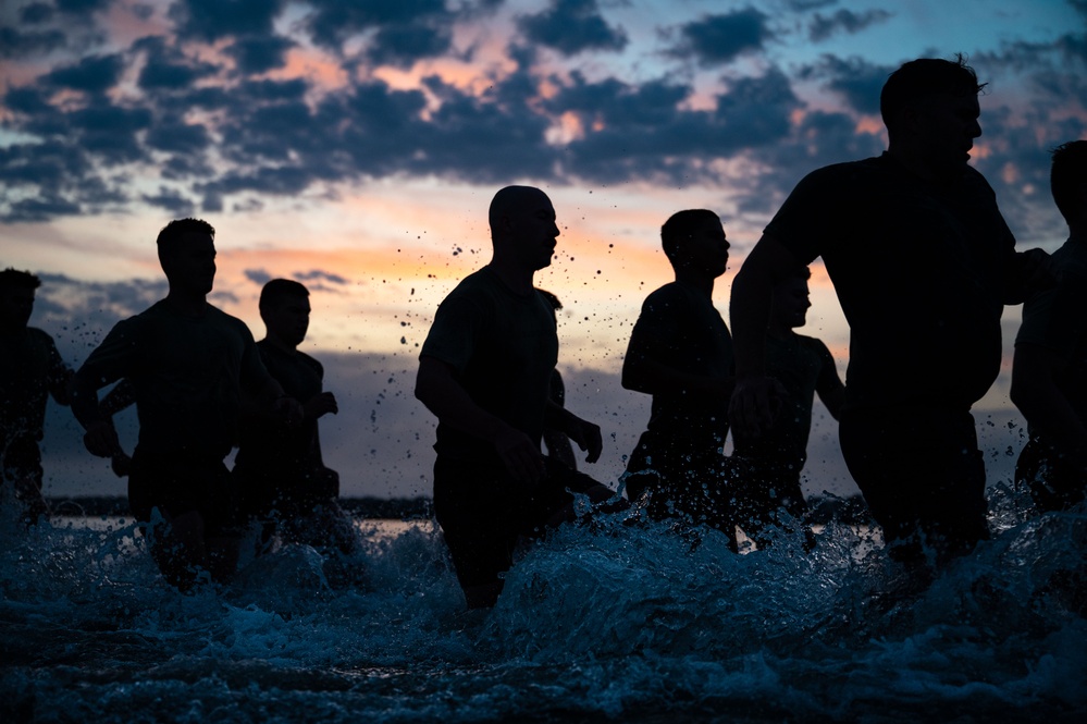 Special Warfare Students Train on the Beach