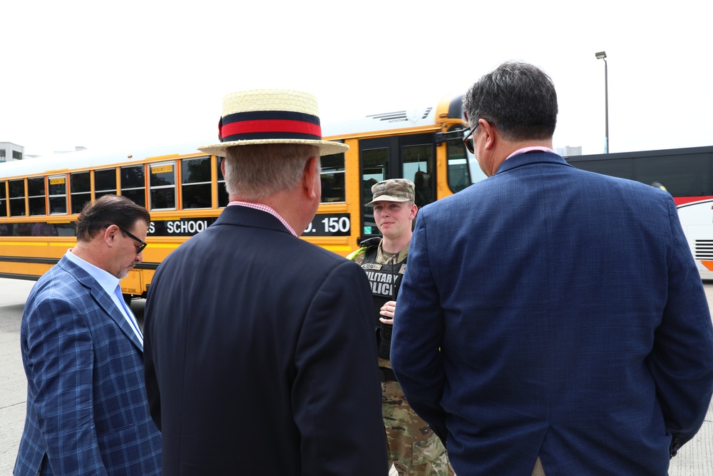 Kentucky Guard Augments LMPD at Kentucky Derby