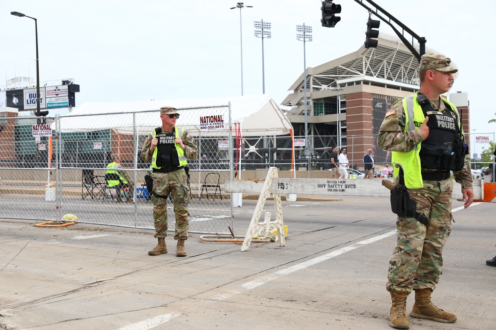 Kentucky National Guard Augments LMPD at Kentucky Derby