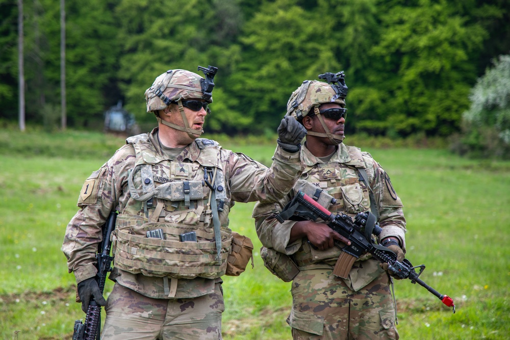 8th BEB Constructs Downrange During Combined Resolve 18