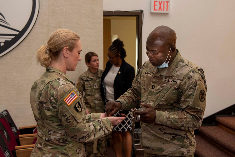 Walter Reed Holds Blessing of the Hands Ceremony for National Nurses Week