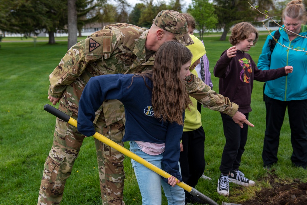 Team Fairchild celebrates Arbor Day with Michael Anderson elementary students