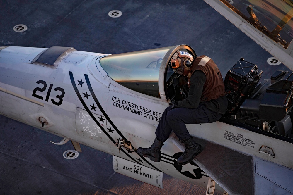DVIDS - Images - Flight Operations [Image 3 of 4]