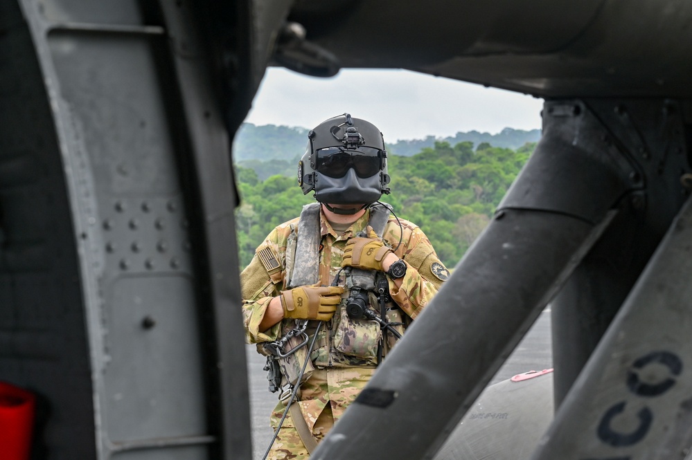 JTF-Bravo hones its airlift capabilities during KBT 23