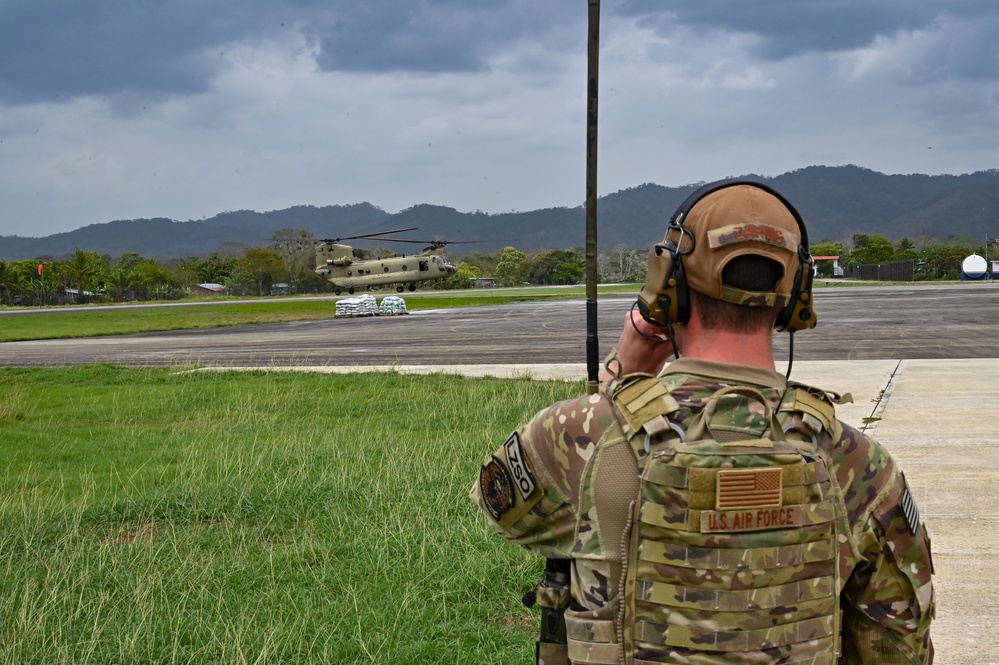 JTF-Bravo hones its airlift capabilities during KBT 23