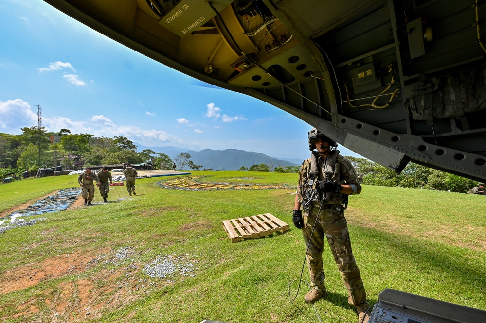 JTF-Bravo hones its airlift capabilities during KBT 23