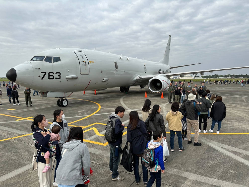 VP-26 Participates in Atsugi Friendship Festival