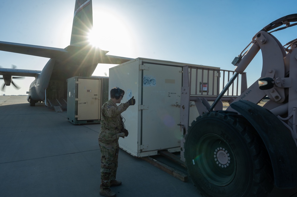Where we’re going we don’t need runways: Combat offload training