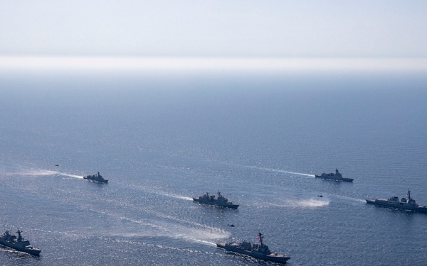 USS John Finn Sails in Formation with Republic of Korea Navy