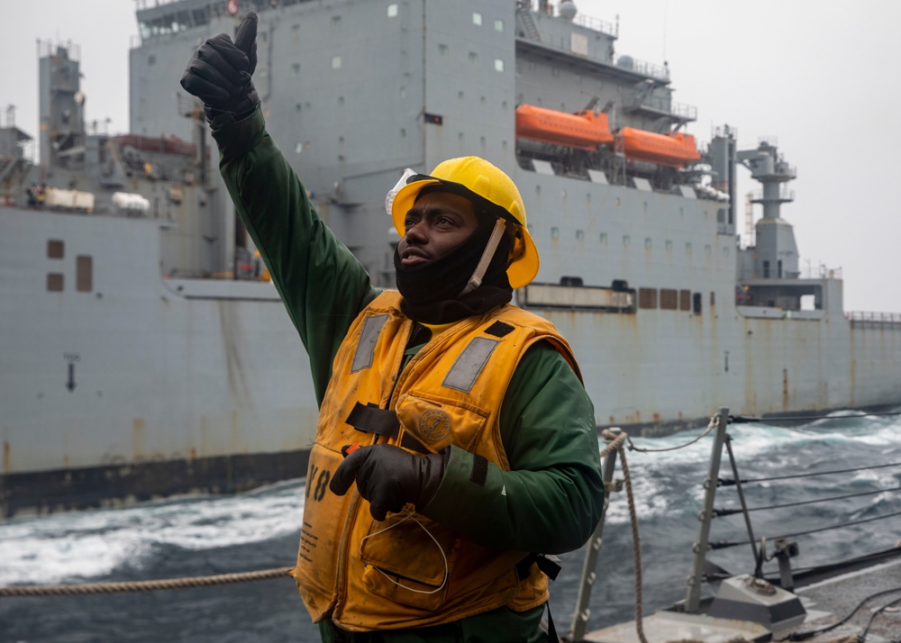 USS John Finn Conducts Replenishment-at-Sea with USNS Wally Schirra