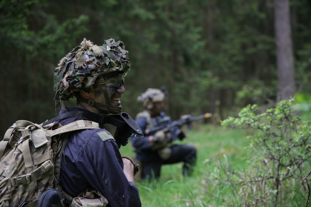 U.S. Soldiers Provide Security