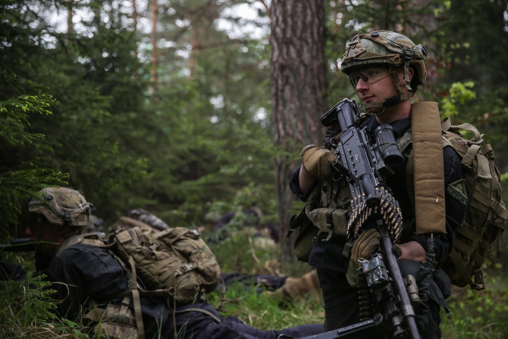 U.S. Soldiers Provide Security