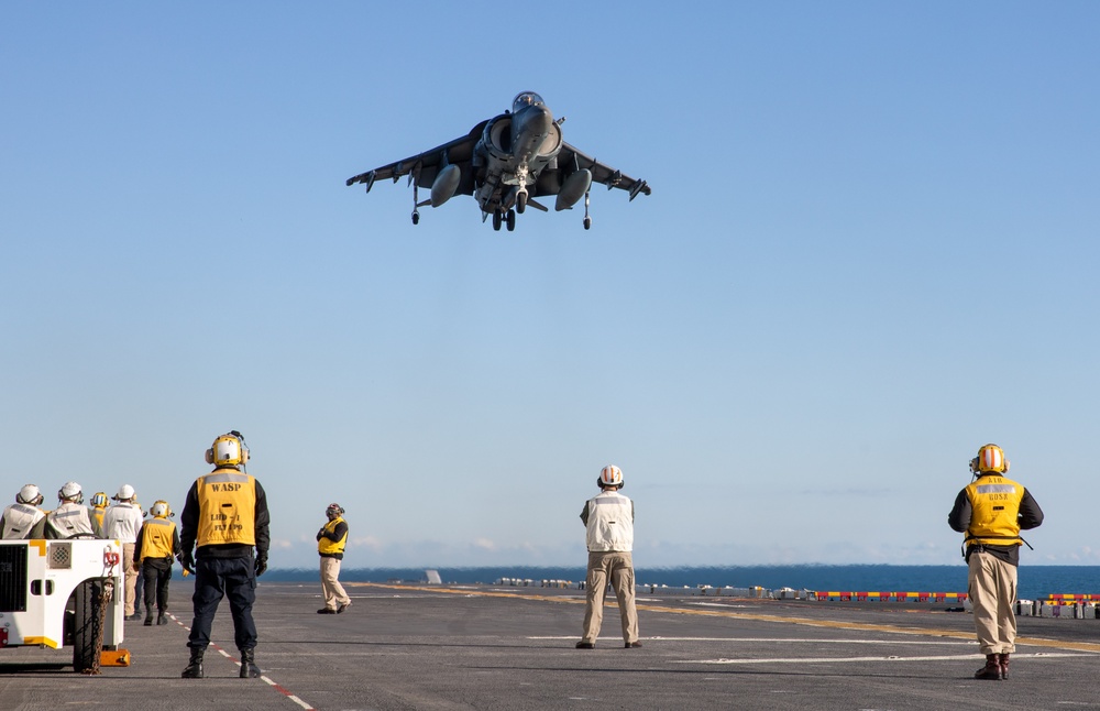 USS Wasp Begins Basic Phase