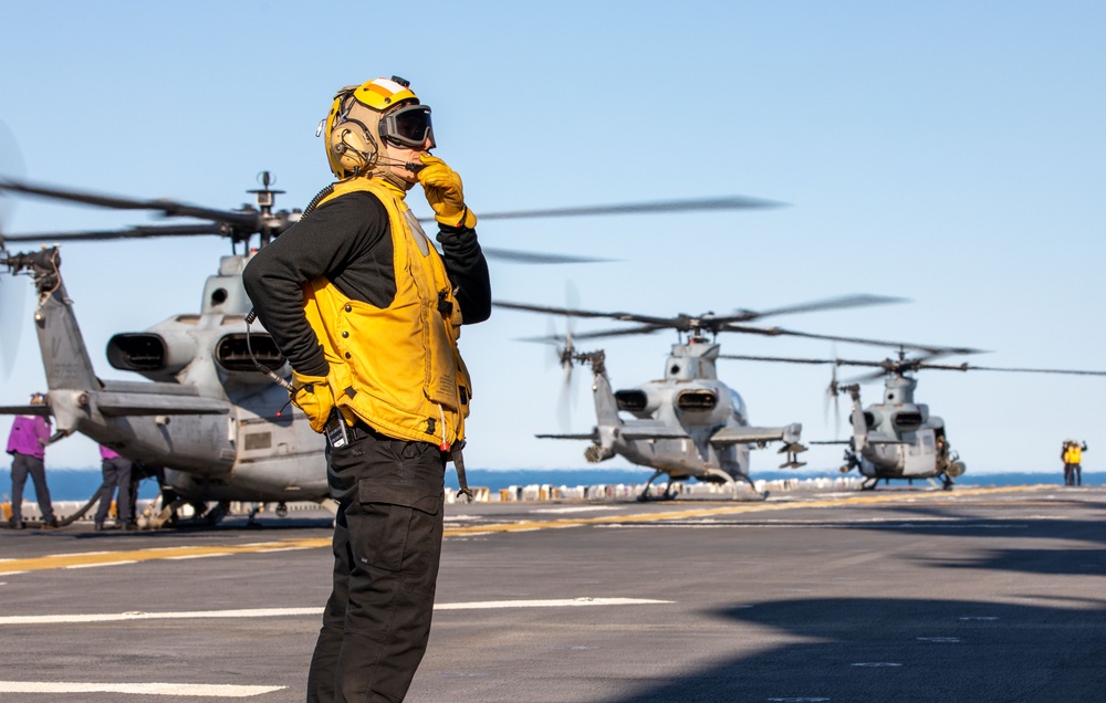 USS Wasp Begins Basic Phase