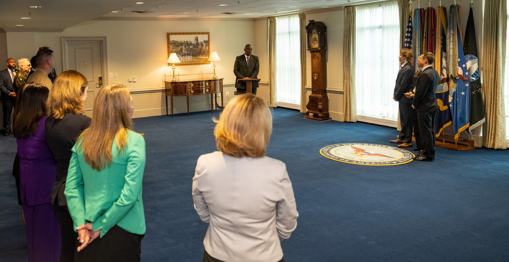 Secretary Austin swears in DIU Director Douglas Beck