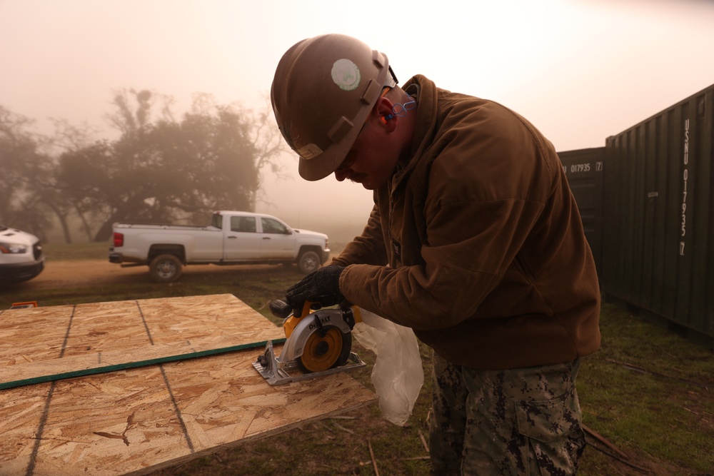 NMCB 3 assists EODMU-3