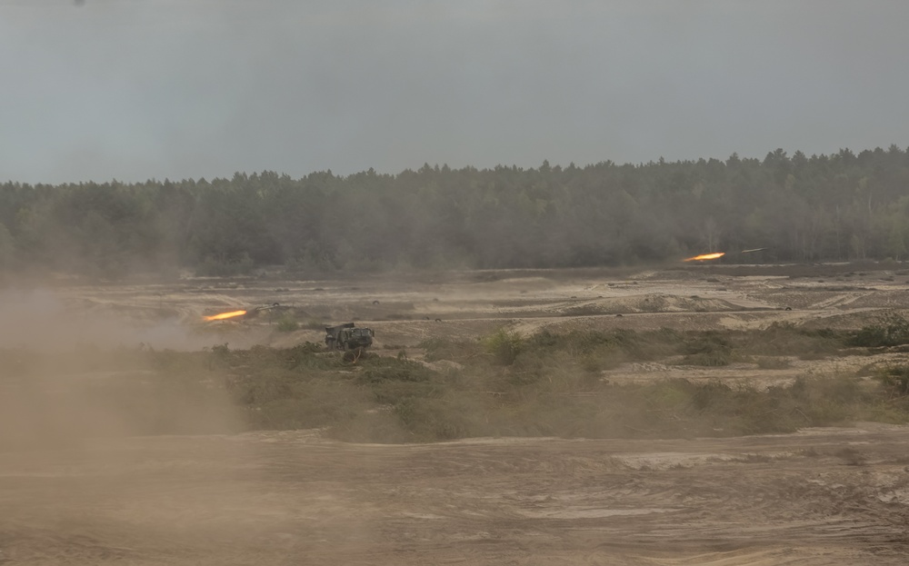 Stronger Together During Anakonda23 LFX