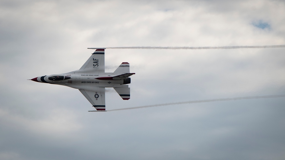 Thunderbirds Soar Over Sanford