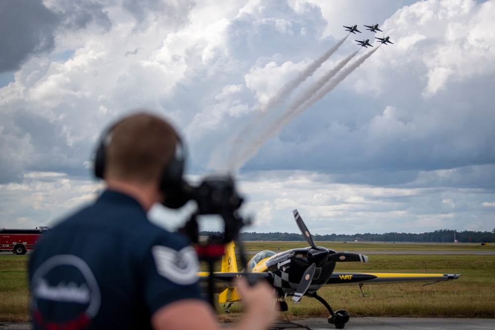 Thunderbirds Soar Over Sanford