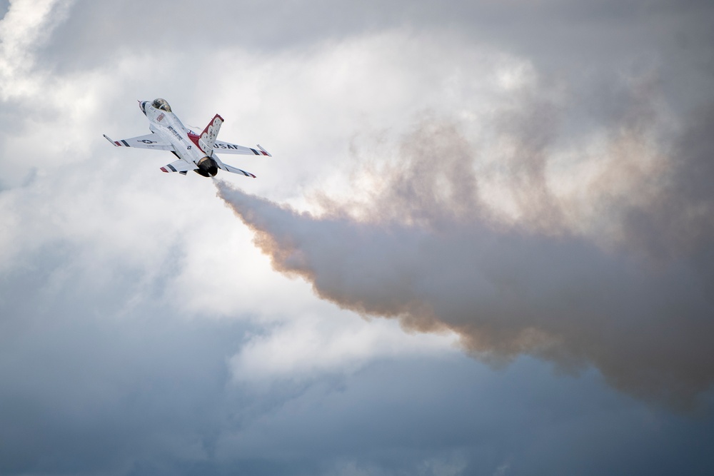 Thunderbirds Soar Over Sanford