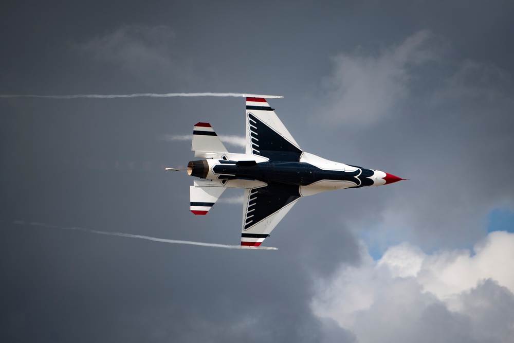 Thunderbirds Soar Over Sanford